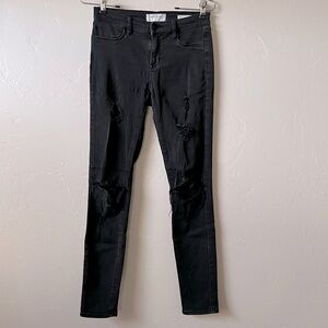 PacSun Black Distressed Skinny Jegging Size 25
